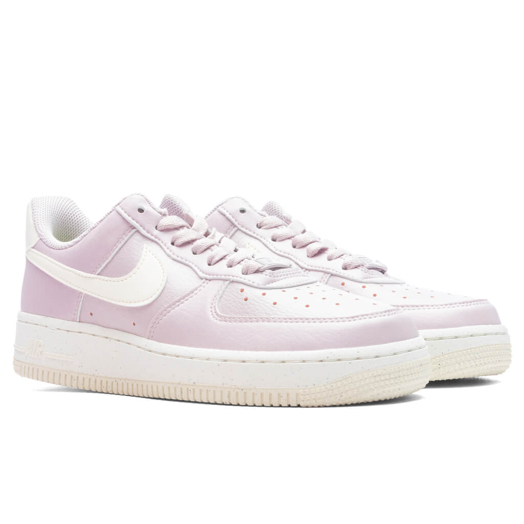 Women's Air Force 1 '07 SE - Platinum Violet/Sail/Coconut Milk