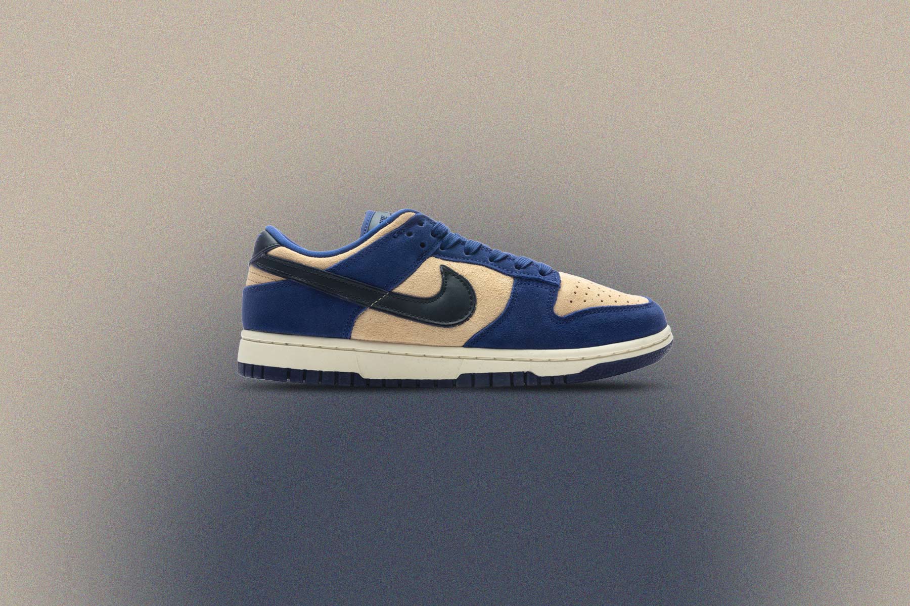 Womens Dunk Low LX - Deep Royal Blue/Dark Obsidian/Sesame, , large image number null