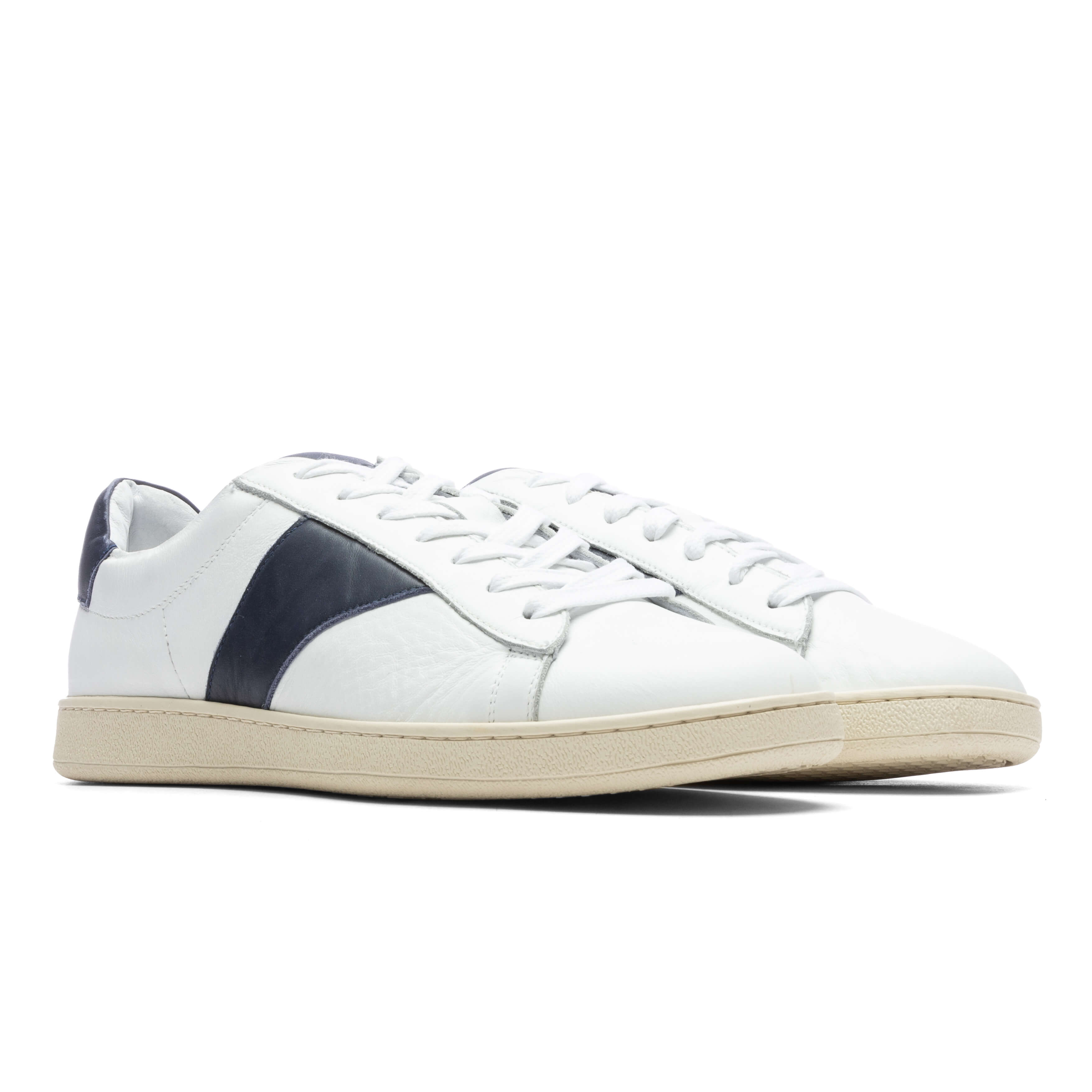 Court Shoe - White/Navy