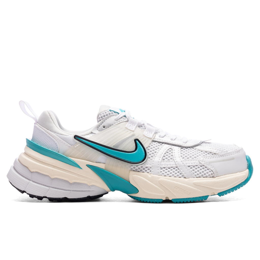 V2K Run - White/Dusty Cactus/Coconut Milk, , large image number null